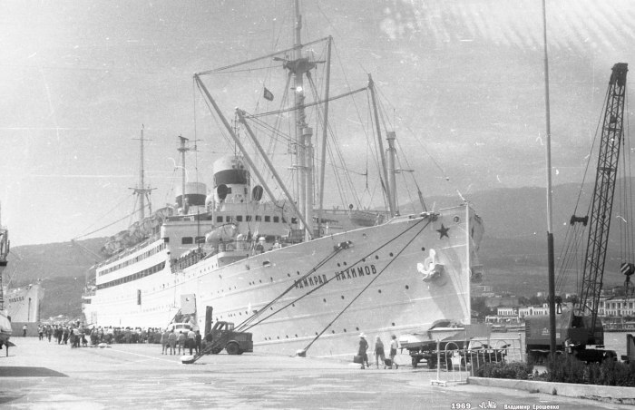 Корабль Адмирала Нахимова 1986