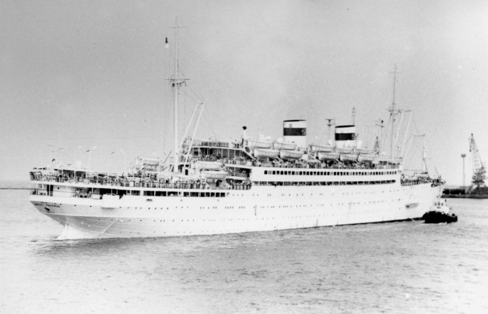 Корабль Адмирала Нахимова 1986