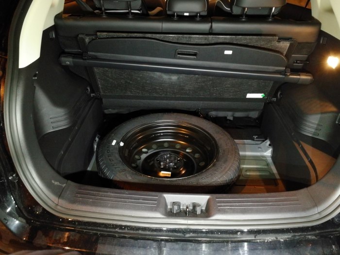 Органайзер Geely Atlas Pro