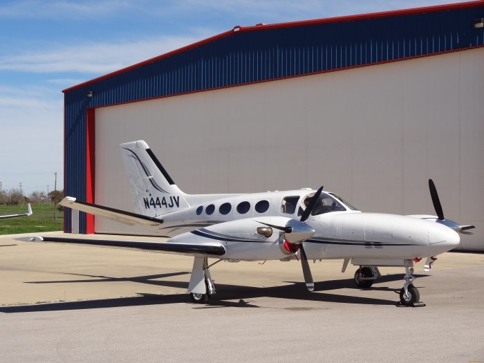 Cessna двухмоторная