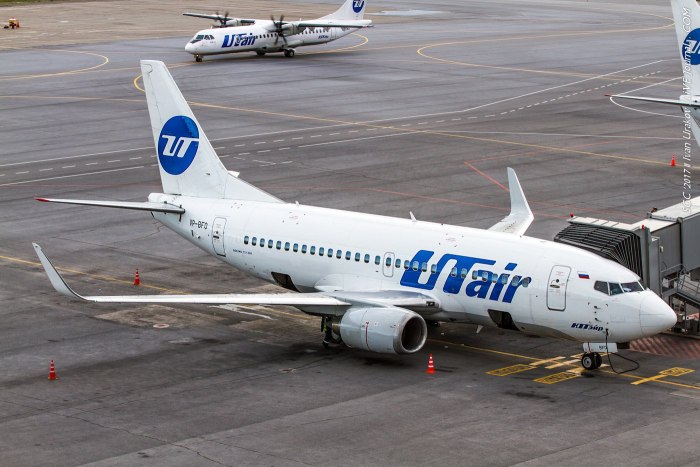 ЮТЭЙР 737-800