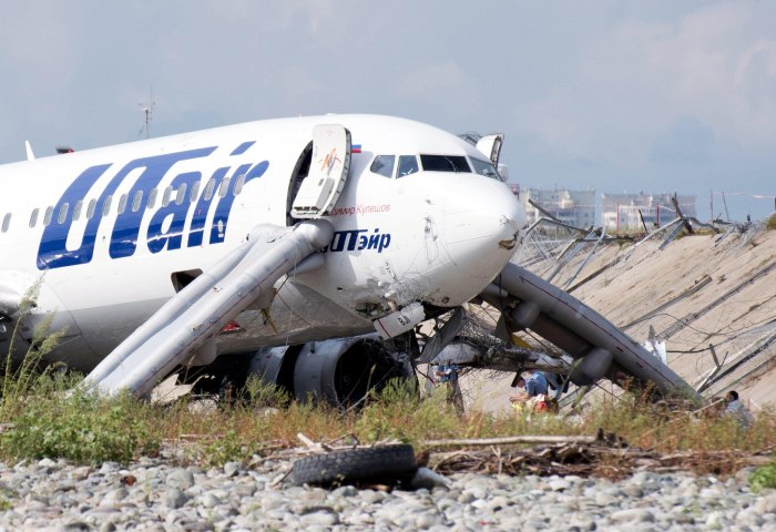 Boeing 737-500 UTAIR салон