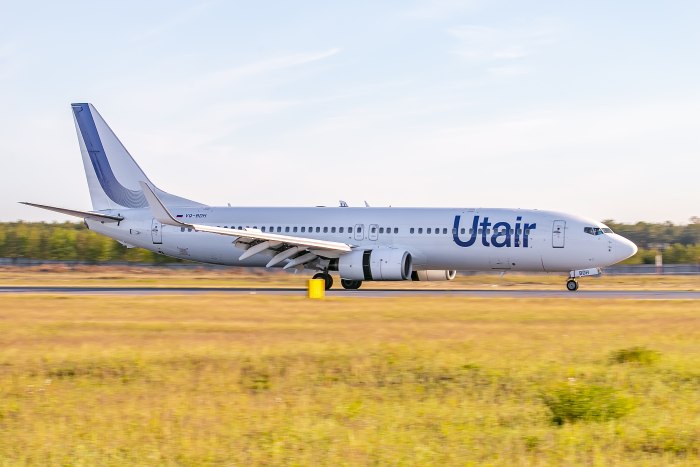 Самолёт Боинг 737-800 ЮТЭЙР
