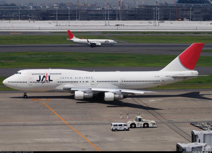 Боинг 737 747 777