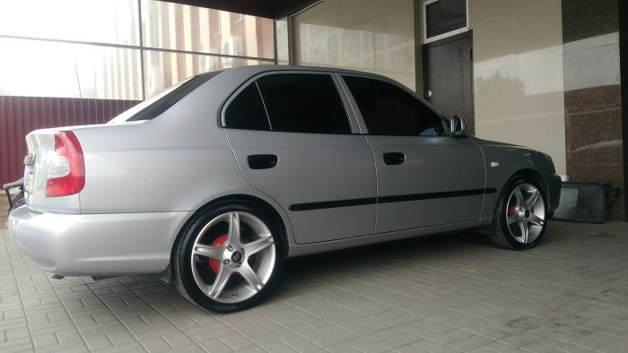 Hyundai Accent 2 17 диски