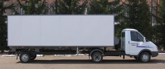ГАЗ 2409 С полуприцепом