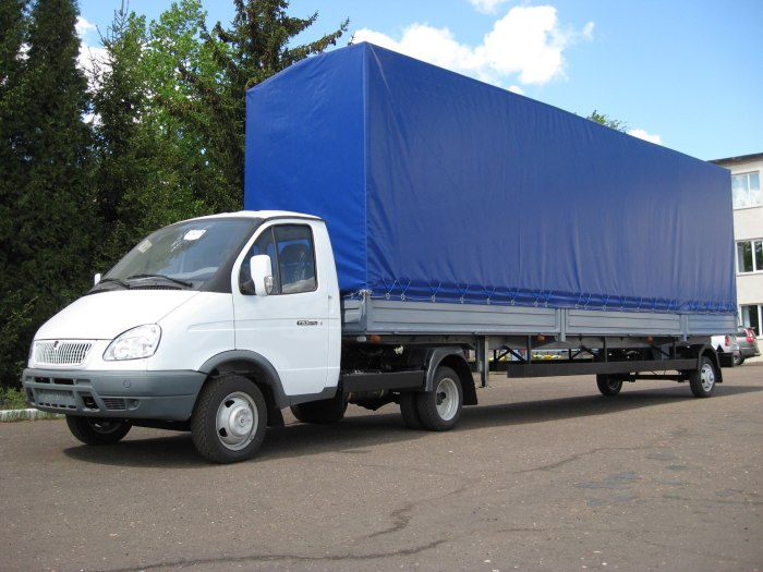 Седельный тягач ГАЗ-САЗ-2409