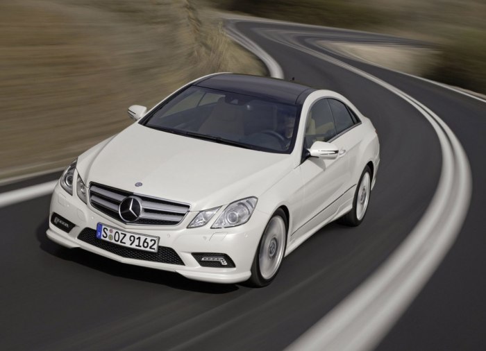 Mercedes Benz e class Coupe 2010