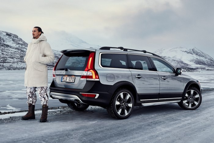 Volvo xc70 III