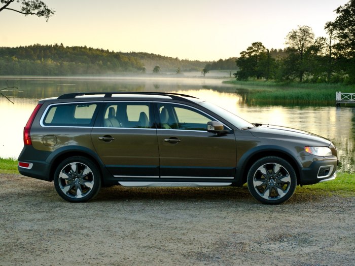 Volvo xc70 II