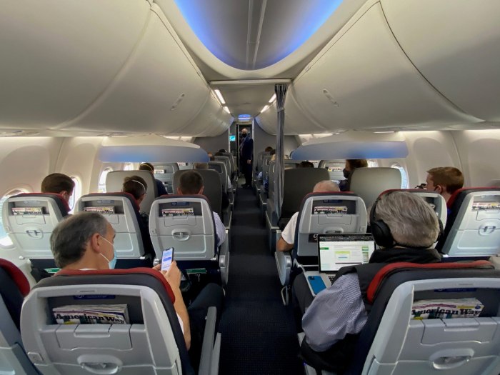 Салон самолёта Боинг 737-800