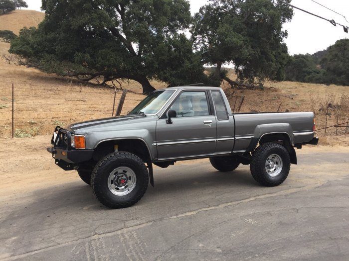 Toyota 4x4 пикап