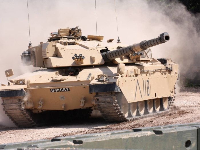 Fv4030/4 Challenger 1