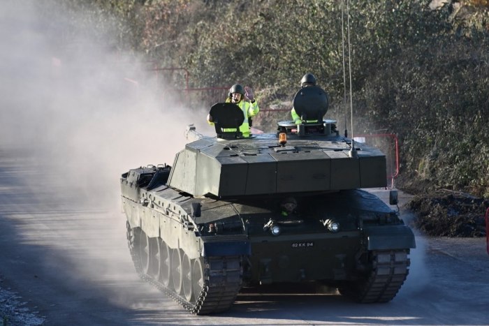 Британские танки Challenger 2