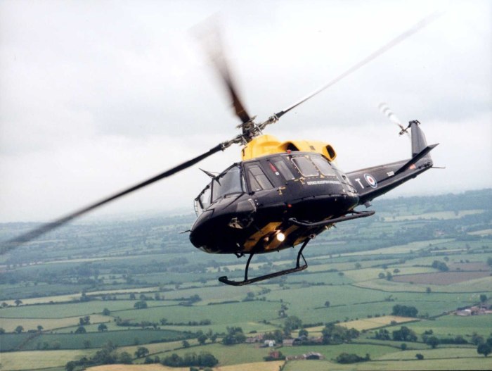 Bell 412 вертолет