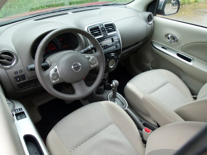 Ниссан Микра 1.2 автомат
