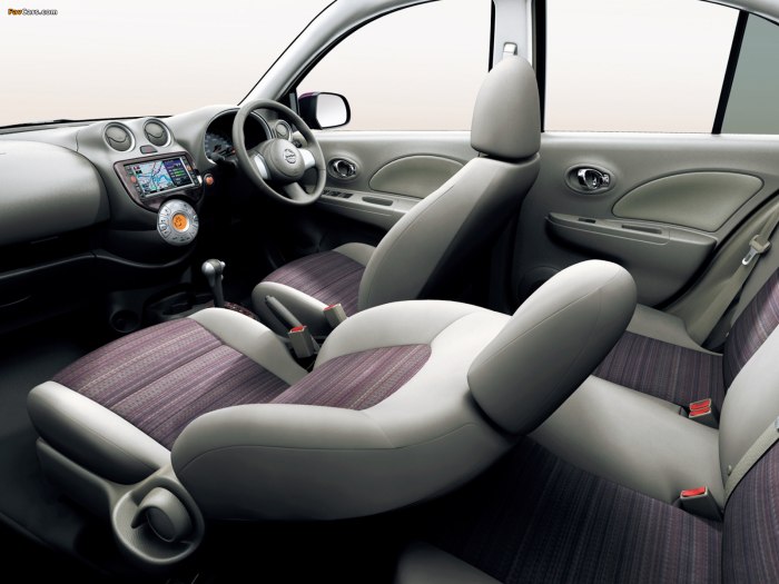 Nissan March Bolero k11 салон