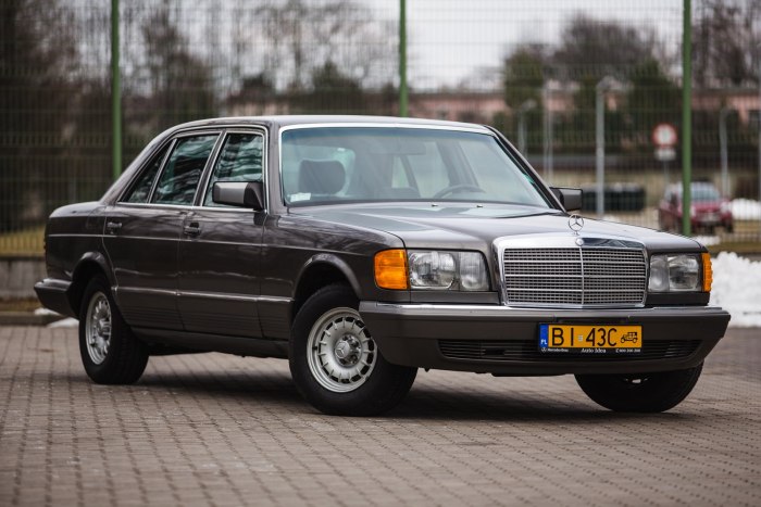 Mercedes-Benz 500 w126