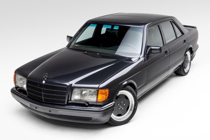 Mercedes-Benz 560 sel AMG