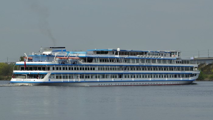 Корабль михаил булгаков