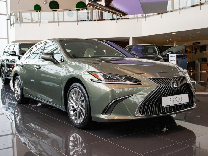 Lexus es 200 2021