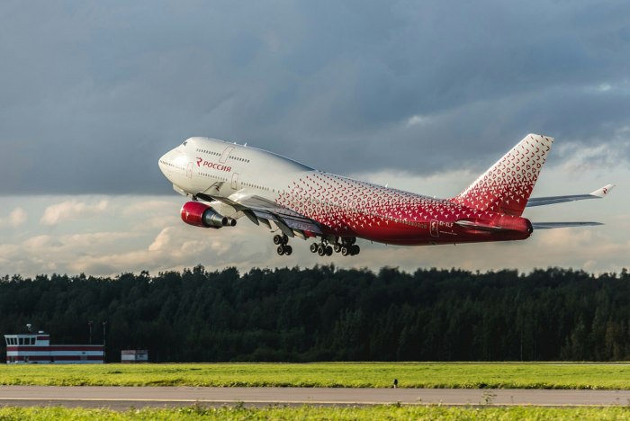 Боинг 747 в Пулково