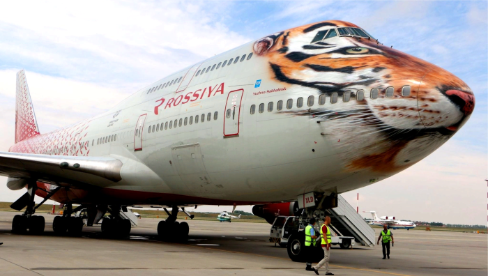 Двухпалубный самолет Боинг 747