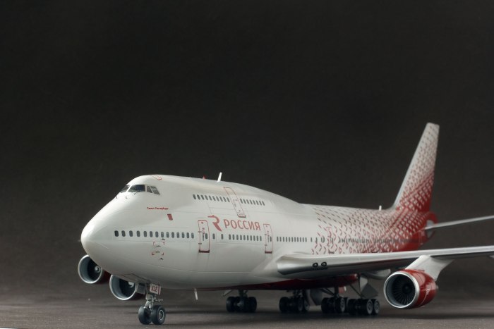 Двухэтажный Boeing 747-400