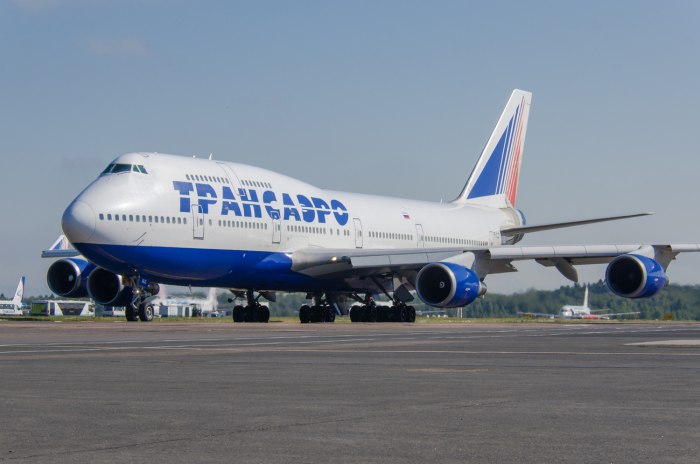 Боинг 747 Трансаэро