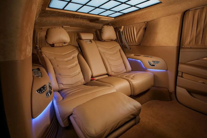 Cadillac Эскалейд 2022 салон