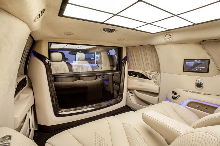 Cadillac Escalade ESV 2021 салон