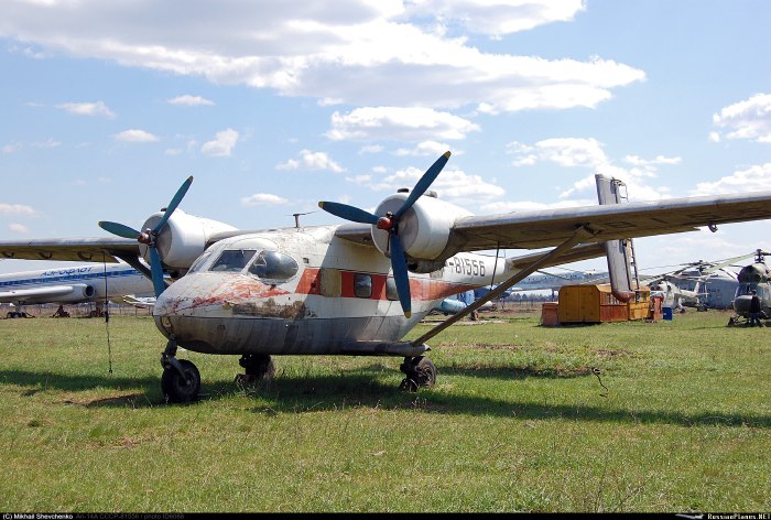 Самолет Пчелка АН 28