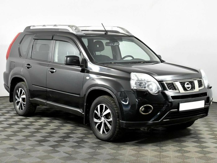 Nissan x Trail 2013 сзади