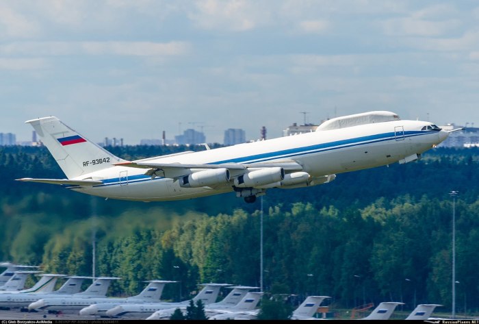 Ил 86