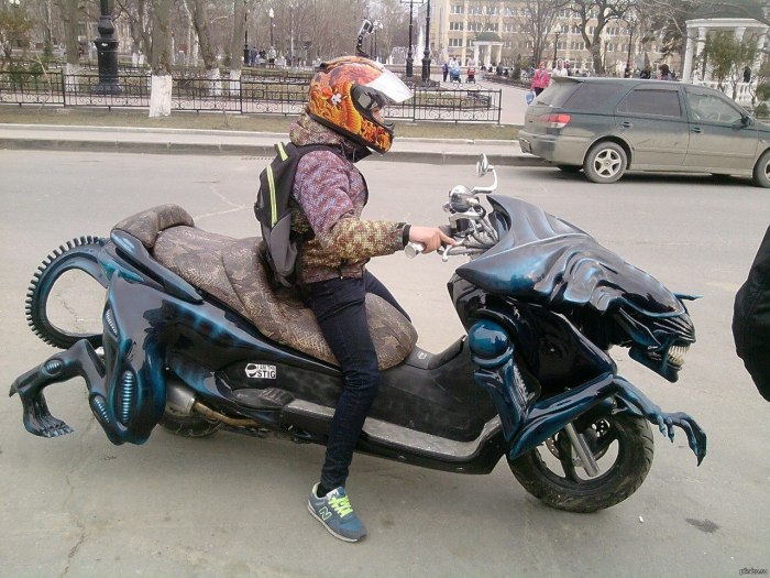 Мопед смешное