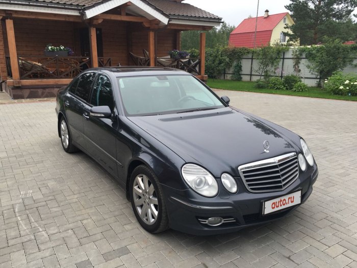 Мерседес е 320 2008