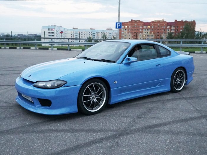Nissan Silvia s15 синяя