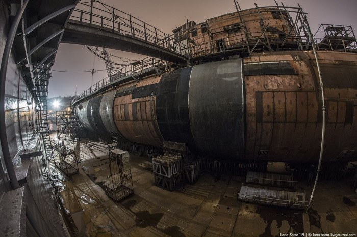 Ржавая субмарина б-380