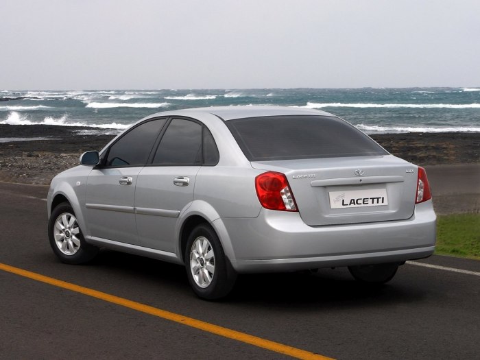Chevrolet Lacetti 1
