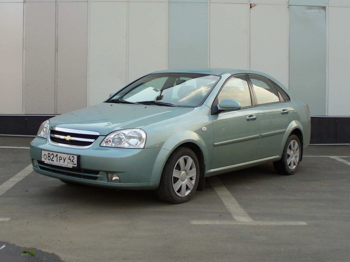 Дэу Lacetti 2004