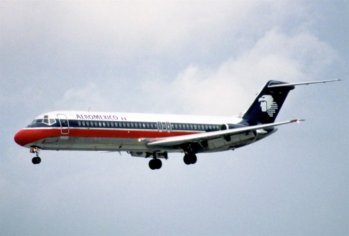 DC-9 самолет