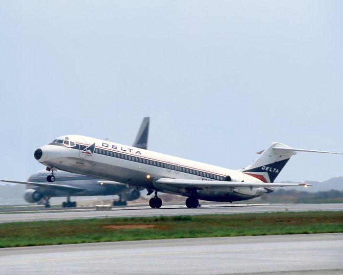 MCDONNELL Douglas DC-9