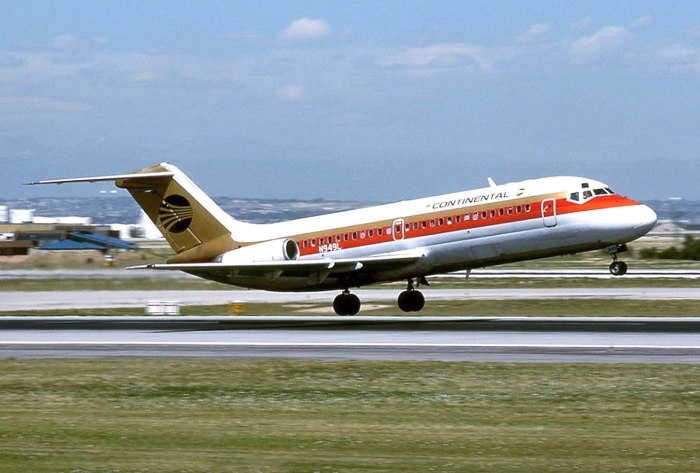 MCDONNELL Douglas DC-9