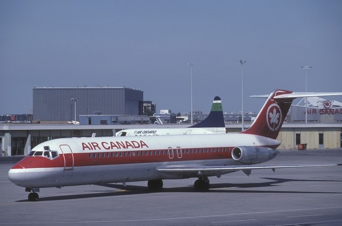 MCDONNELL Douglas DC-9