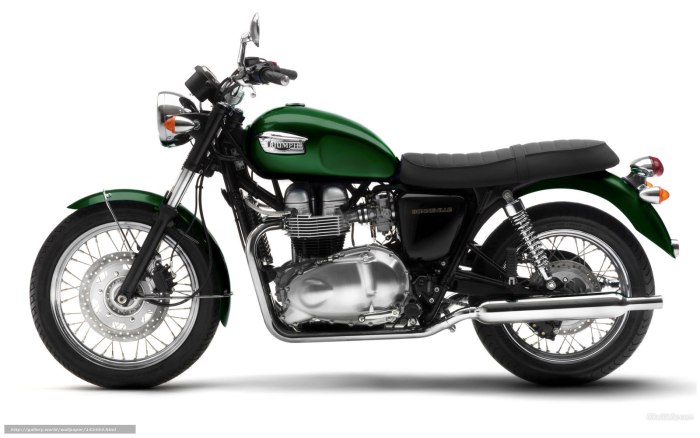 Bonneville t120