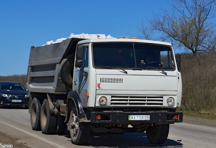 КАМАЗ 55111 военный