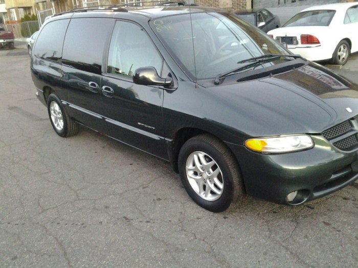 Dodge Caravan 2000