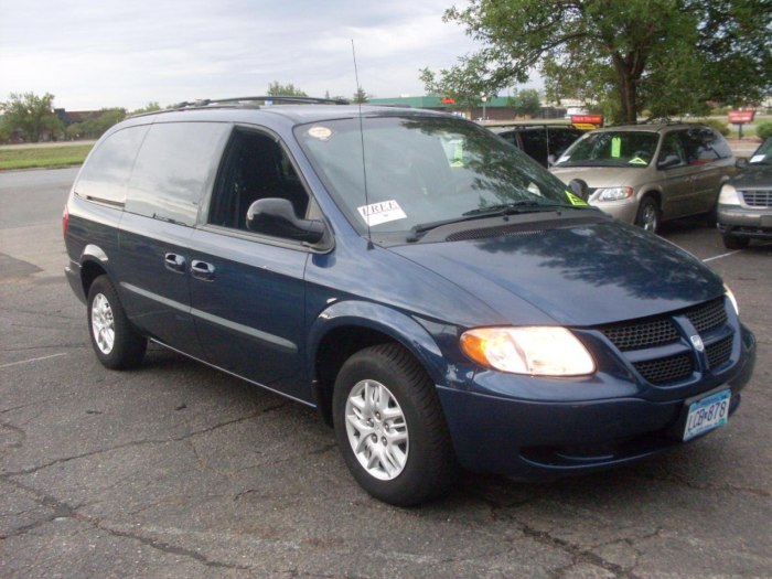 Dodge /Grand/ Caravan 2002
