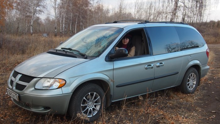Додж Караван 2003