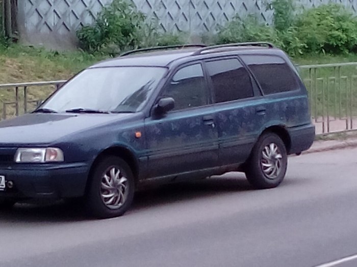 Nissan Sunny California y10